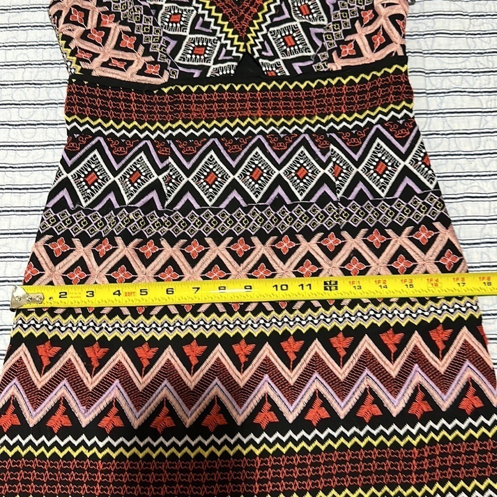 Anthropologie Geo-Embroidered Column Dress by Akemi + Kin size 6 - Picture 9 of 16